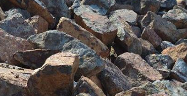 Iron ore crushing & processing